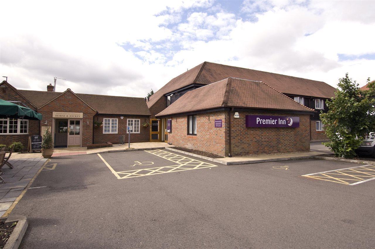 Premier Inn Aylesbury Aylesbury  Buitenkant foto